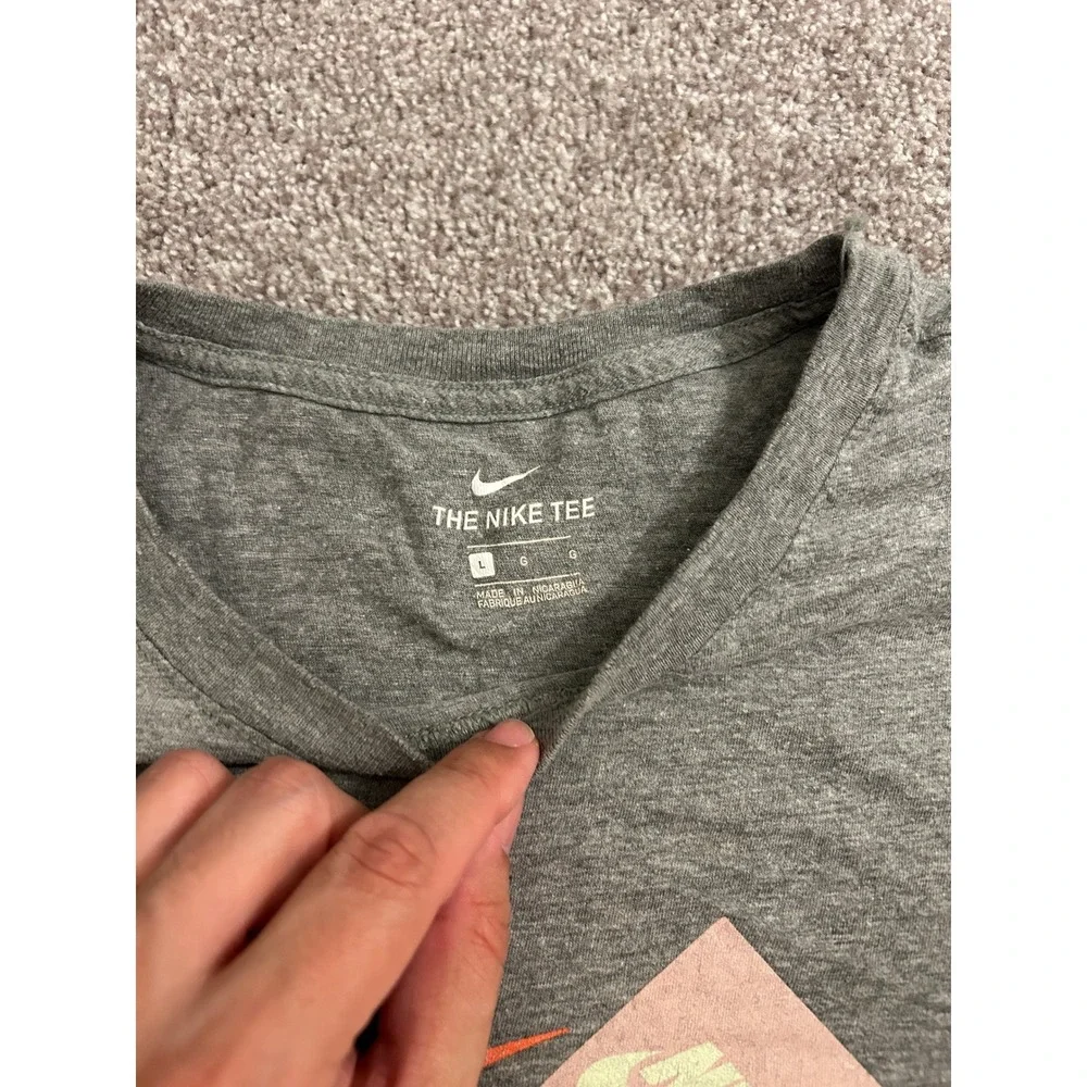 Nike T-Shirt Mens Large Gray Excellent Just Do It Graphic Short Sleeve Tee